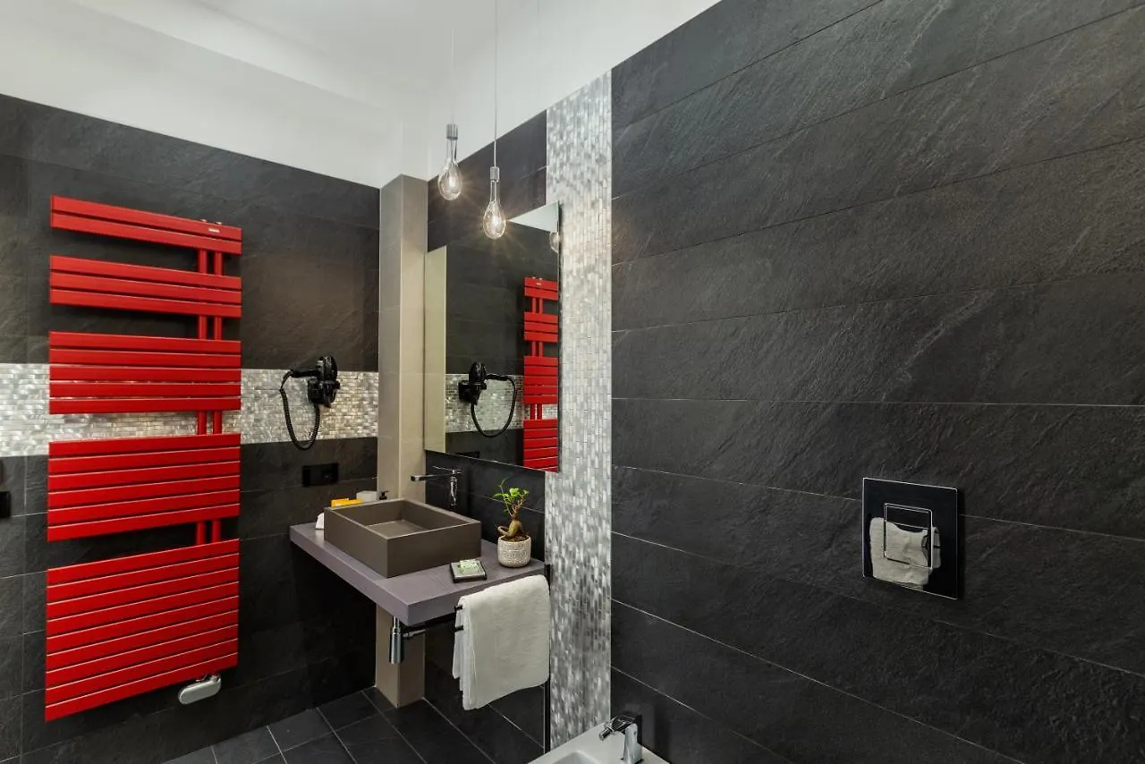 ** Guest house Qui Vicino Boutique Rooms And Suites Trapani Italy