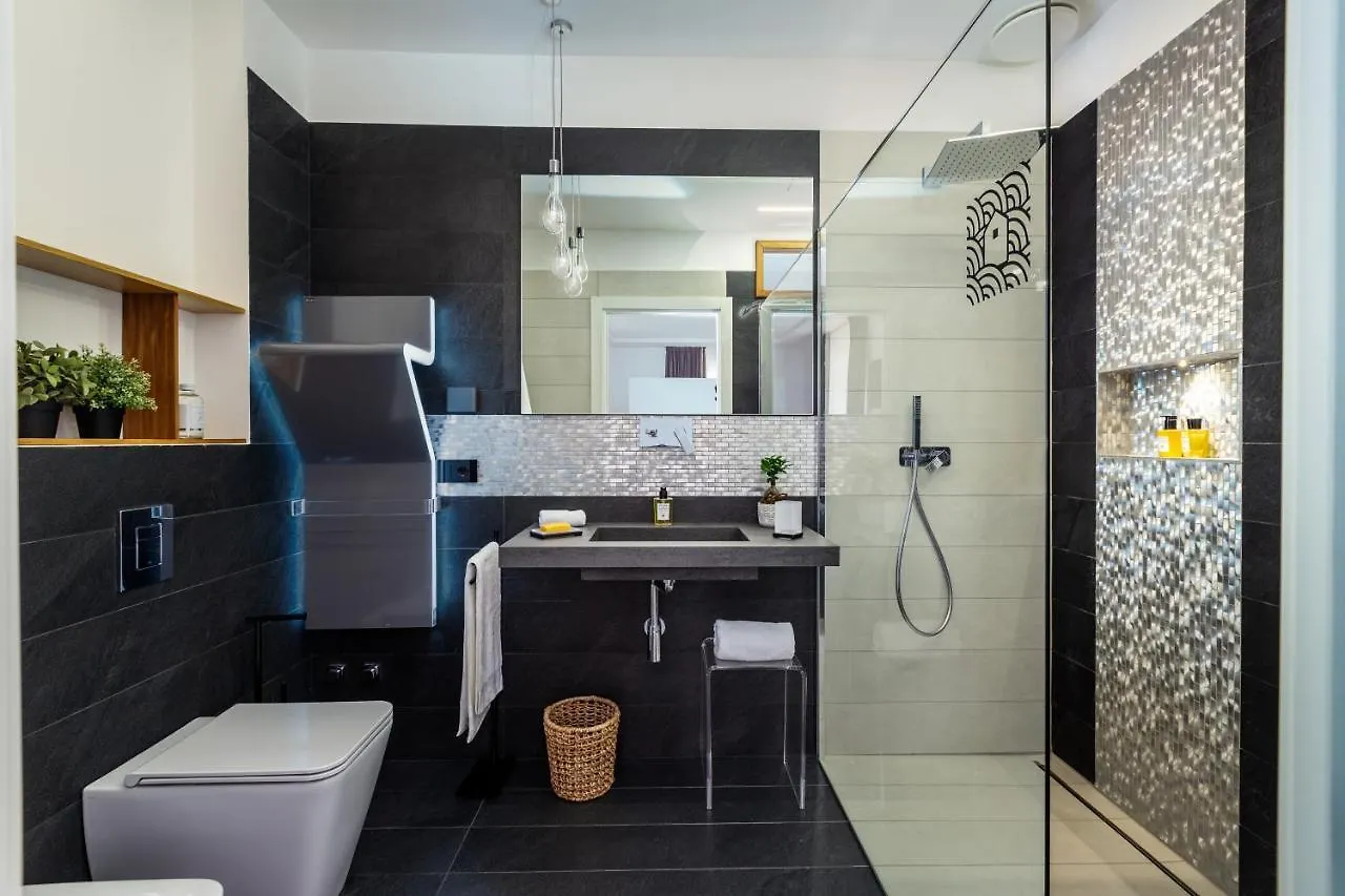 Qui Vicino Boutique Rooms And Suites Trapani Italia