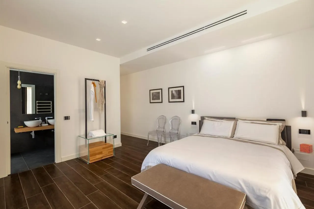 Qui Vicino Boutique Rooms And Suites Trapani 2*,  Italy