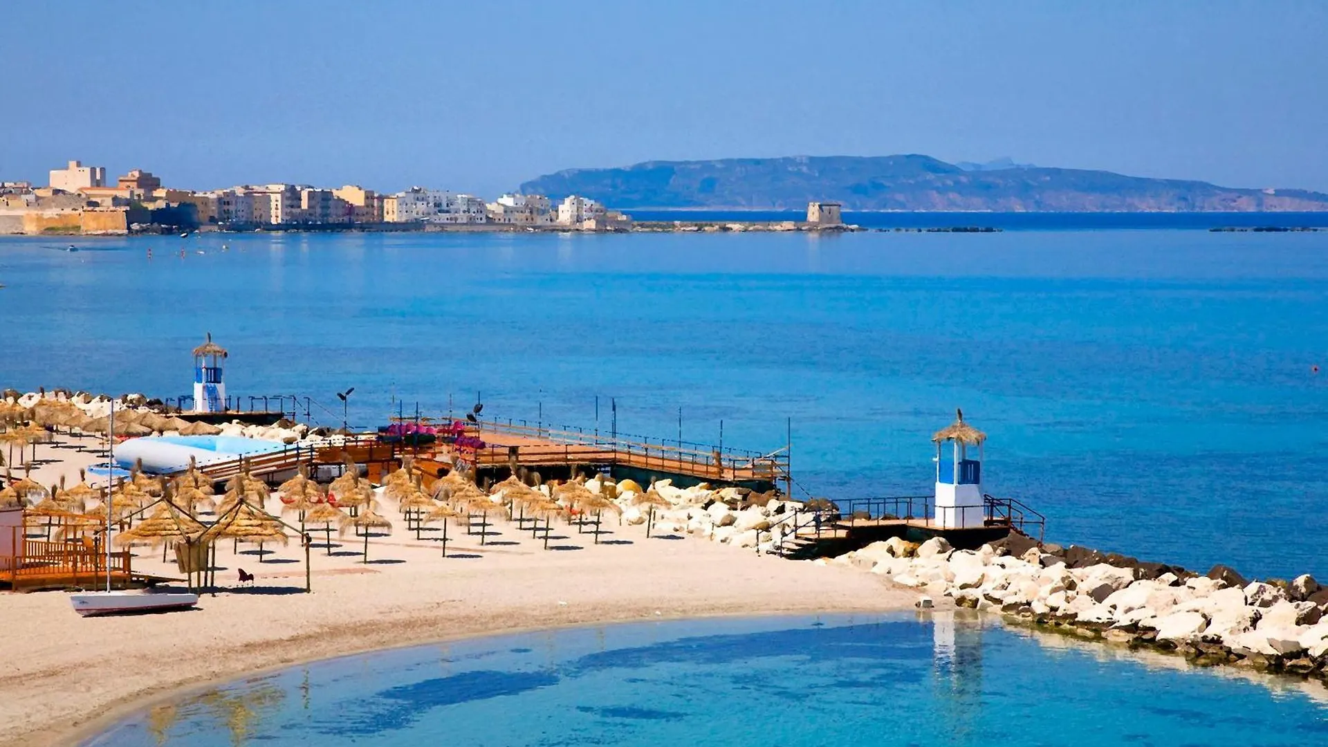 Guest house Qui Vicino Boutique Rooms And Suites Trapani